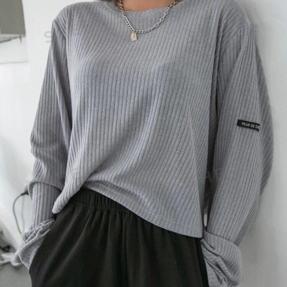 DAZY patched ribbed tulip back tee